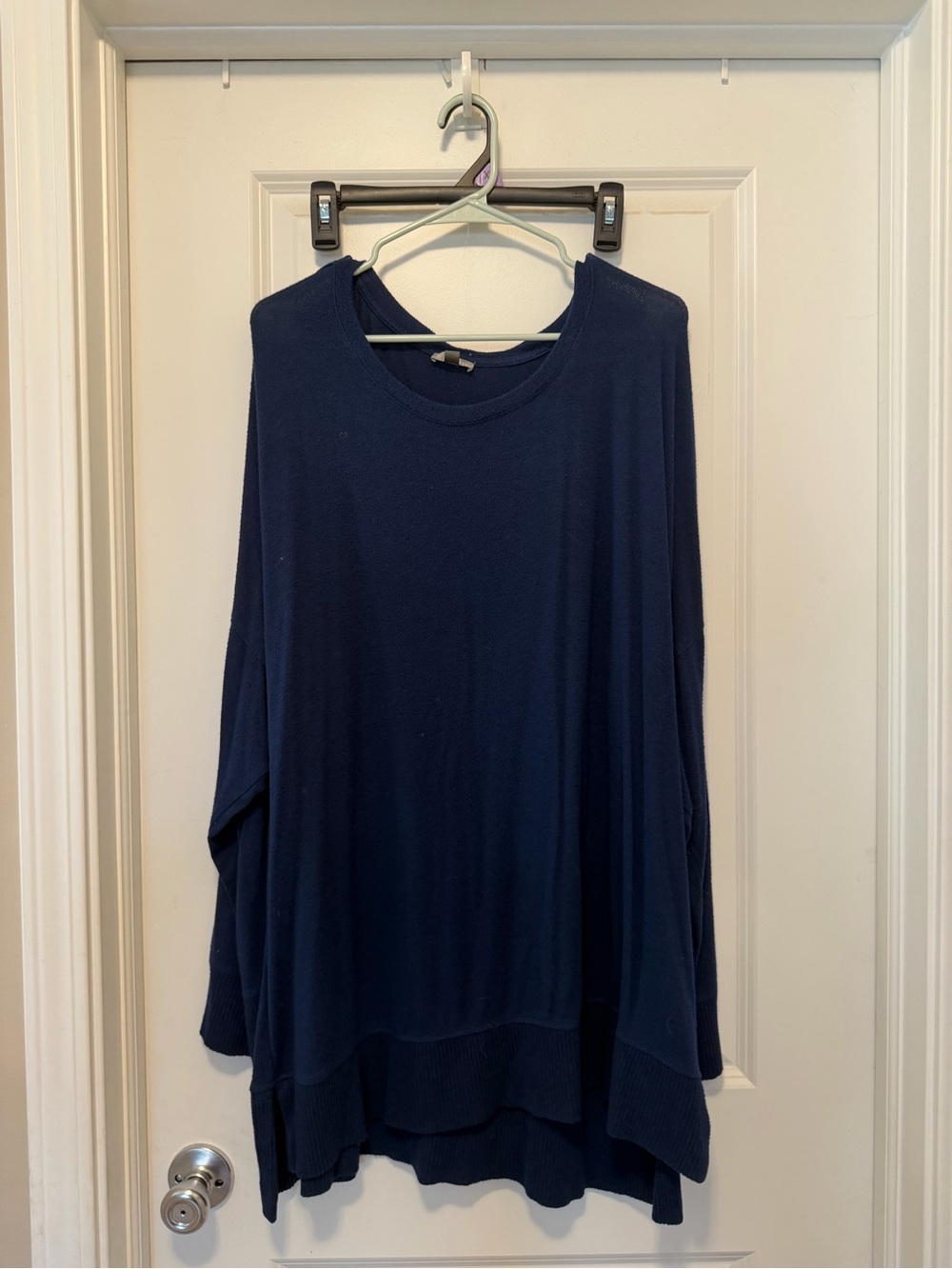 Falls Creek Navy Blue Scoop Neck Lightweight Pullover